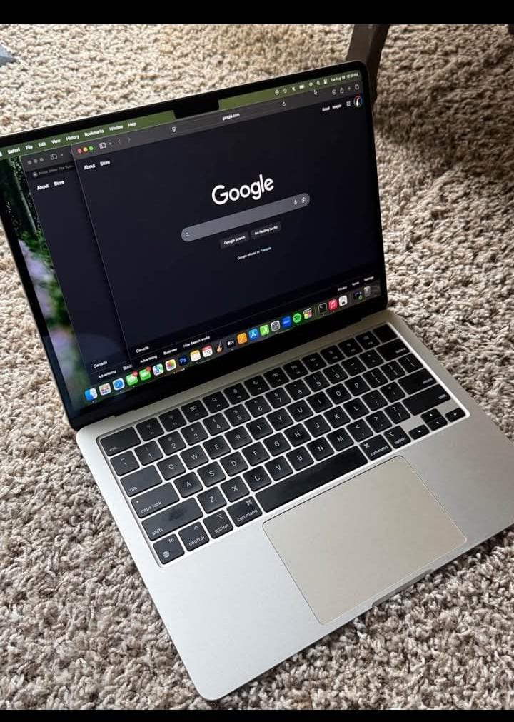 13 inch macbook air with m2 chip